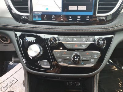 2025 Chrysler Pacifica Pinnacle