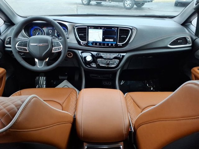 2025 Chrysler Pacifica Pinnacle