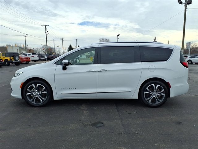 2025 Chrysler Pacifica Pinnacle