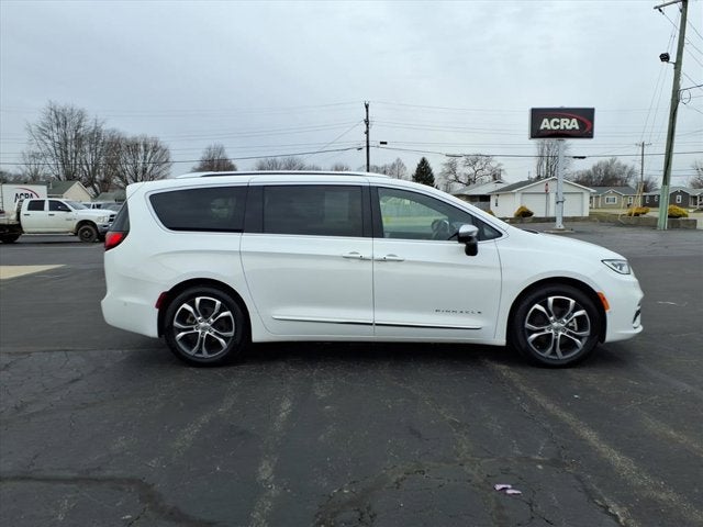 2025 Chrysler Pacifica Pinnacle