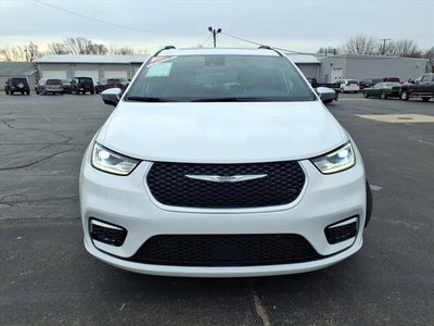 2025 Chrysler Pacifica Pinnacle