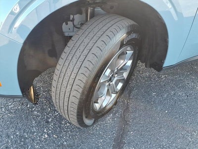 2023 Ford Maverick Base