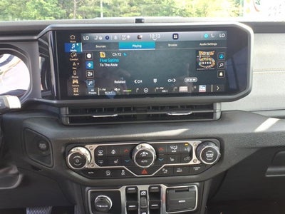 2024 Jeep Gladiator Sport S