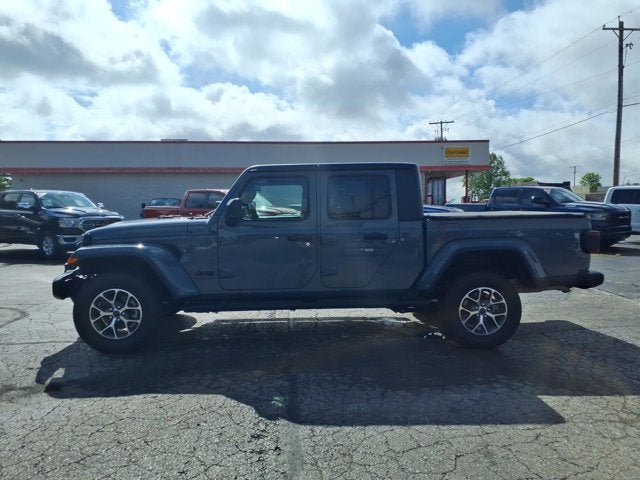 2024 Jeep Gladiator Sport S