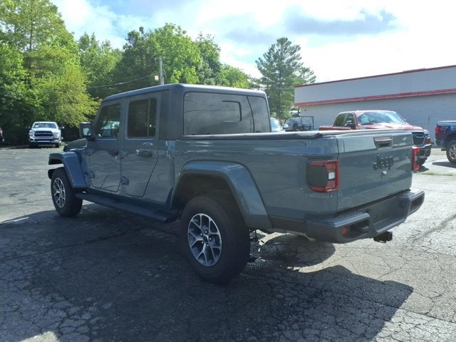 2024 Jeep Gladiator Sport S