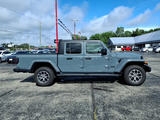 2024 Jeep Gladiator Sport S