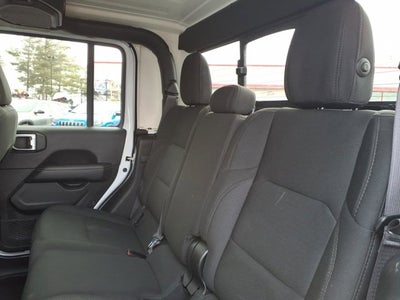 2023 Jeep Gladiator Overland