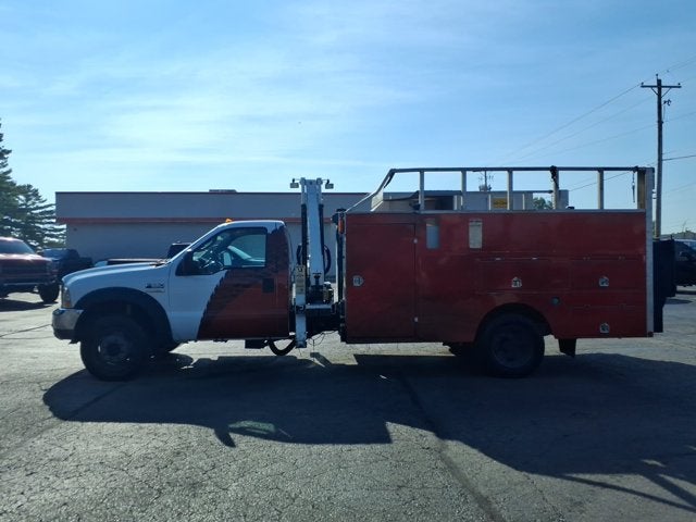 2004 Ford Super Duty F-550 DRW UTILITYBED W/CRANE