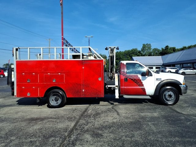 2004 Ford Super Duty F-550 DRW UTILITYBED W/CRANE