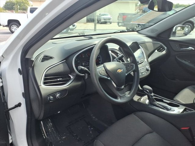 2024 Chevrolet Malibu LS