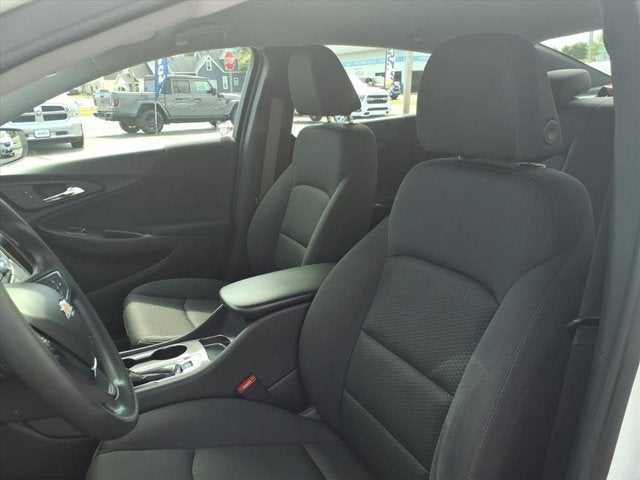 2024 Chevrolet Malibu LS