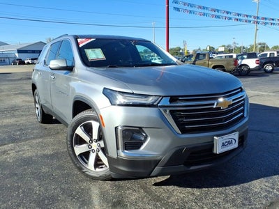 2023 Chevrolet Traverse LT Leather