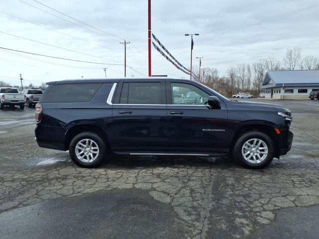 2024 Chevrolet Suburban LT
