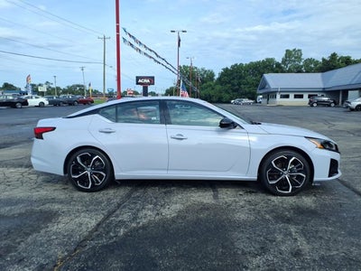 2024 Nissan Altima 2.5 SR