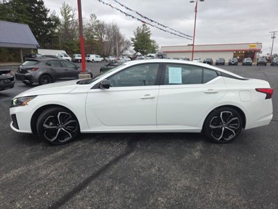 2024 Nissan Altima 2.5 SR