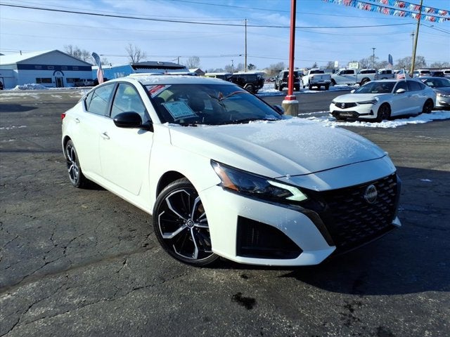 2024 Nissan Altima 2.5 SR