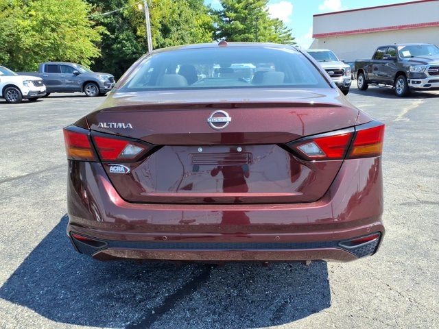 2025 Nissan Altima SV