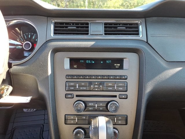 2014 Ford Mustang V6