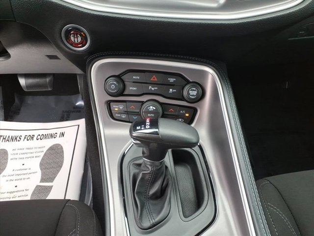 2022 Dodge Challenger SXT