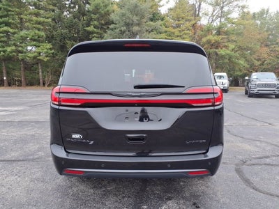 2025 Chrysler Pacifica Limited