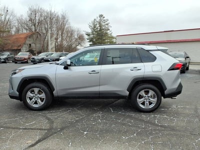 2022 Toyota RAV4 XLE