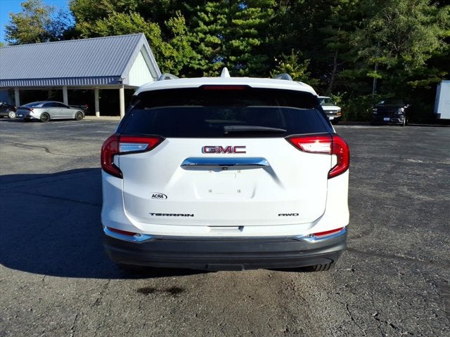 2024 GMC Terrain SLT