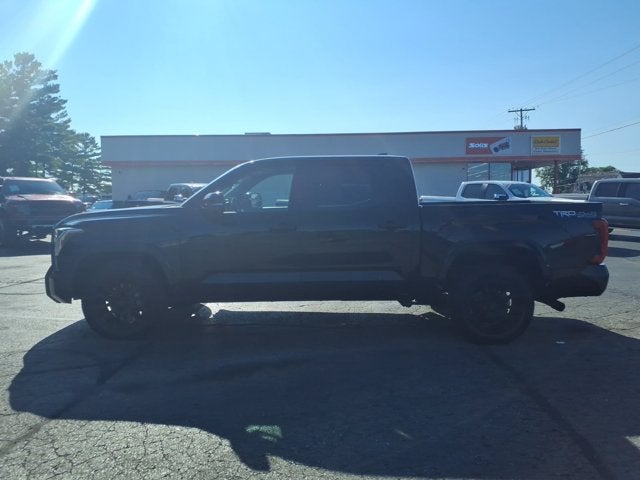 2023 Toyota Tundra 4WD SR5