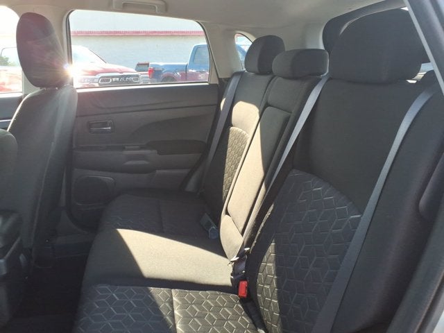 2025 Mitsubishi Outlander Sport ES