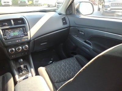 2025 Mitsubishi Outlander Sport ES