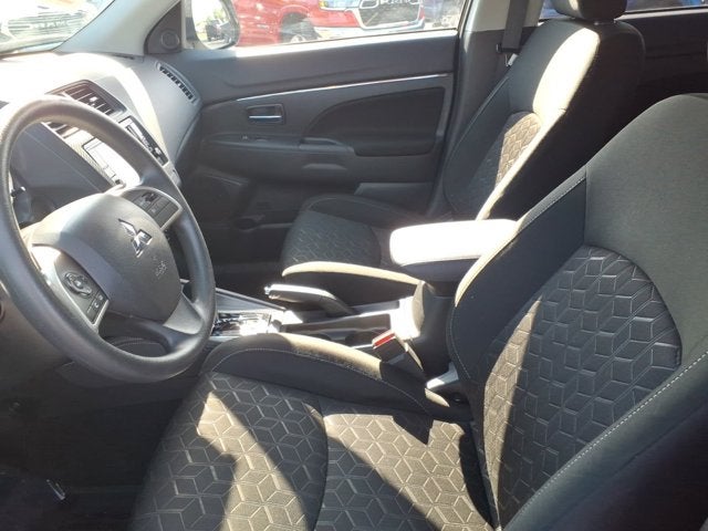 2025 Mitsubishi Outlander Sport ES