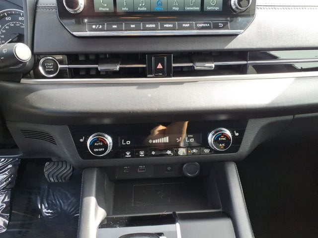 2024 Mitsubishi Outlander SE Black Edition w/Pano Roof