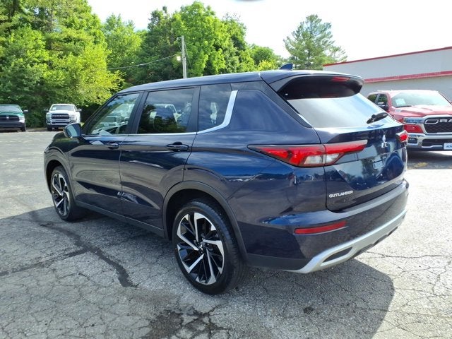 2024 Mitsubishi Outlander SE Black Edition w/Pano Roof