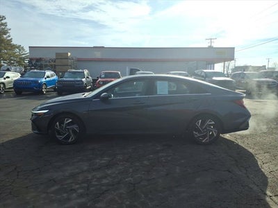 2025 Hyundai Elantra SEL Convenience