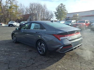 2025 Hyundai Elantra SEL Convenience