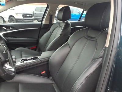 2025 Genesis G70 2.5T
